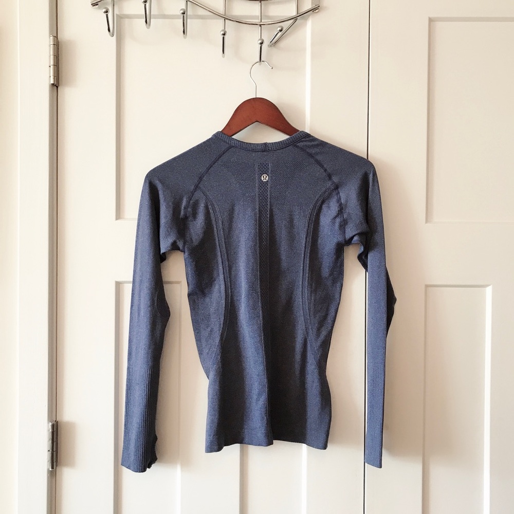 **SOLD** NWOT! Lululemon Swiftly Long Sleeve Crew - Picture 3 of 4